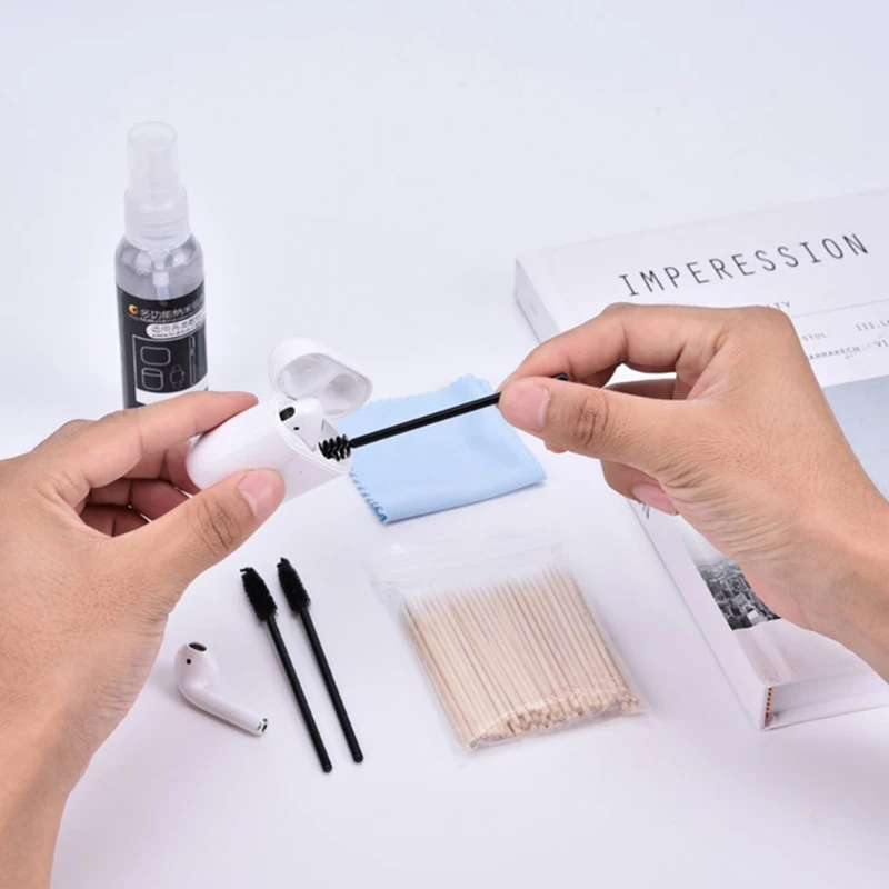

Air pods Headset Cleaning Tool Wireless Bluetooth Headset Cleaning Package Computer Keyboard Cleaning Kit 85DD