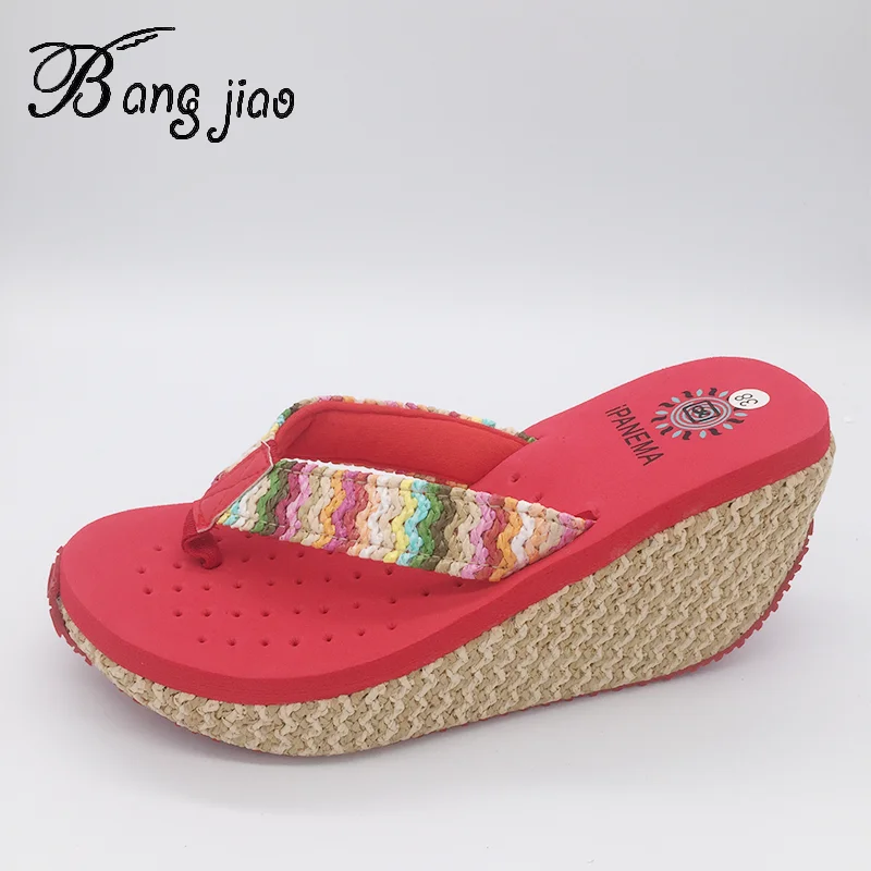 Женские сандалии на высоком каблуке 9 см пляжные шлепанцы танкетке радужного