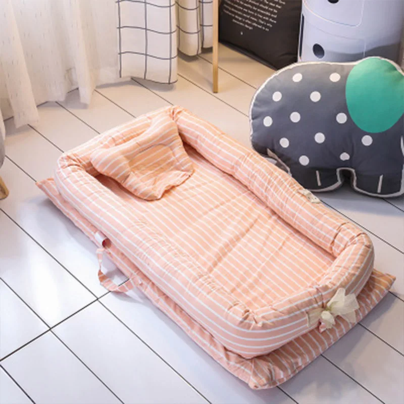 

Портативная бионическая кровать для малышей, Детская Хлопковая подставка для путешествий, съемная и моющаяся детская кроватка, манеж для н...