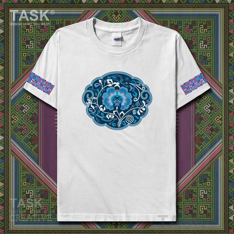 Футболка в национальном стиле с принтом этнических меньшинств |