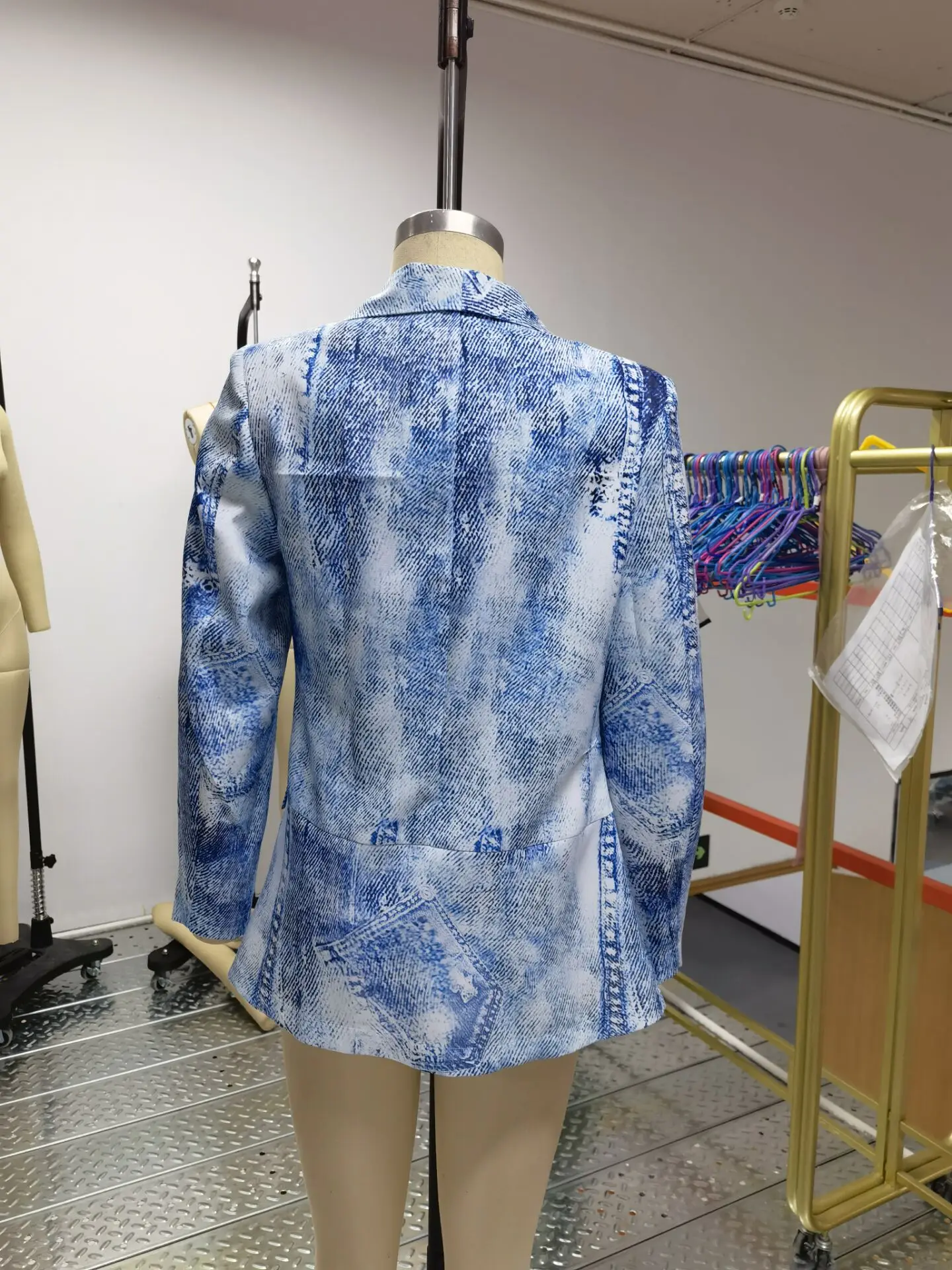 

2021 New Denim Print Half Sleeve Suit Coat