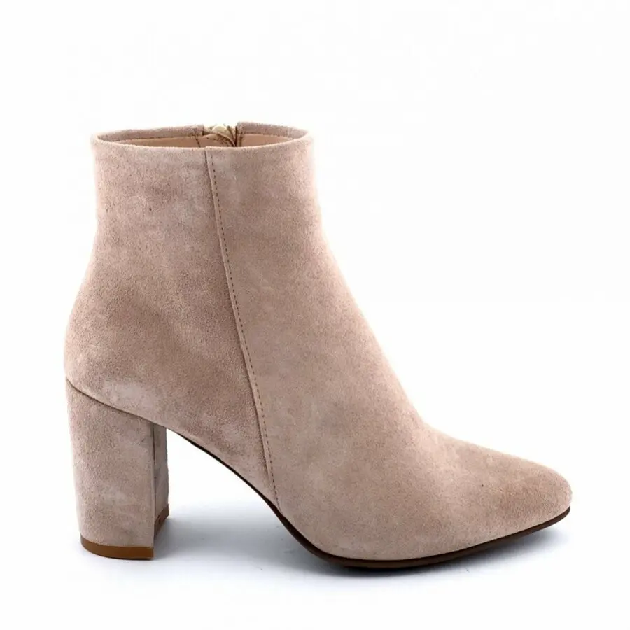 

Women Boots Vital Arman Women'S Boots