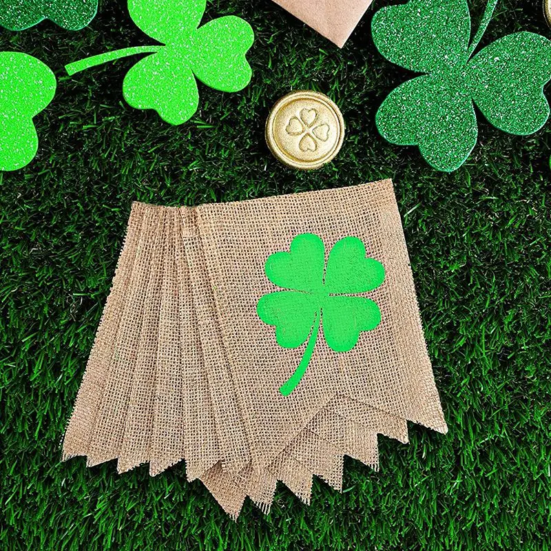 

3 Pieces St Patrick's Day Decorations Lucky Burlap Banner Shamrock Leaf Clover Garland Banner Rustic Irish Flags Felt