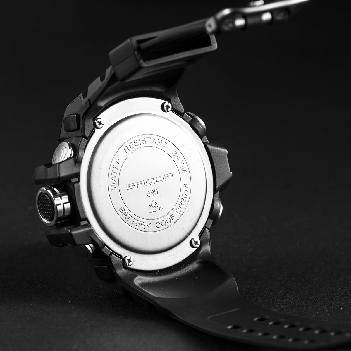 Военные часы Трехконтактный двойной дисплей холодный светильник личность анти