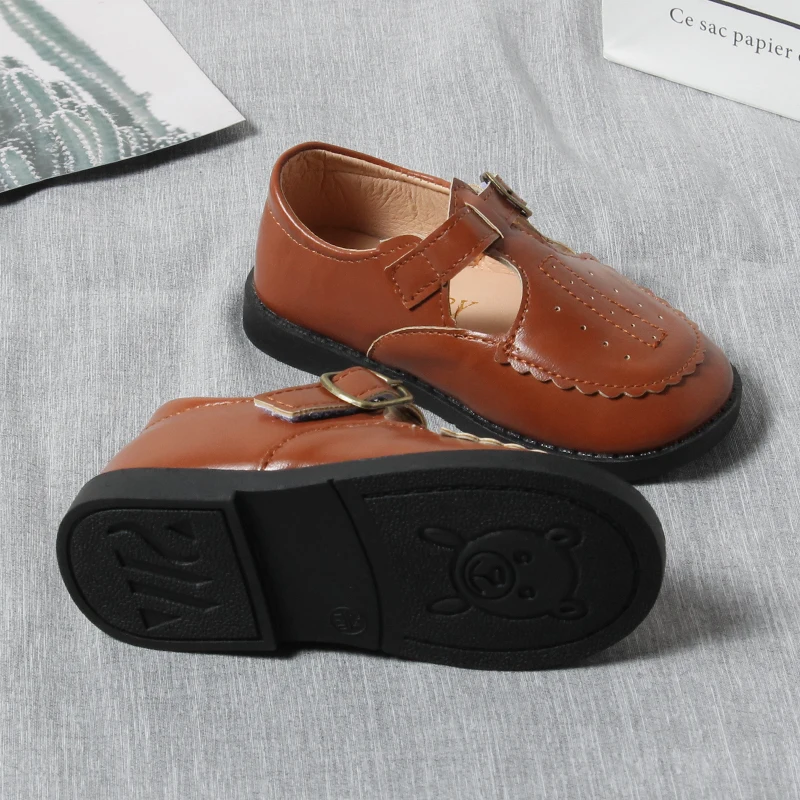 

Britain Baby Girls T-Strap Leather Casual Shoes Child Mary Jane Dress Shoes Non-slip Soft Spring Summer Kids Flat Princess Shoes