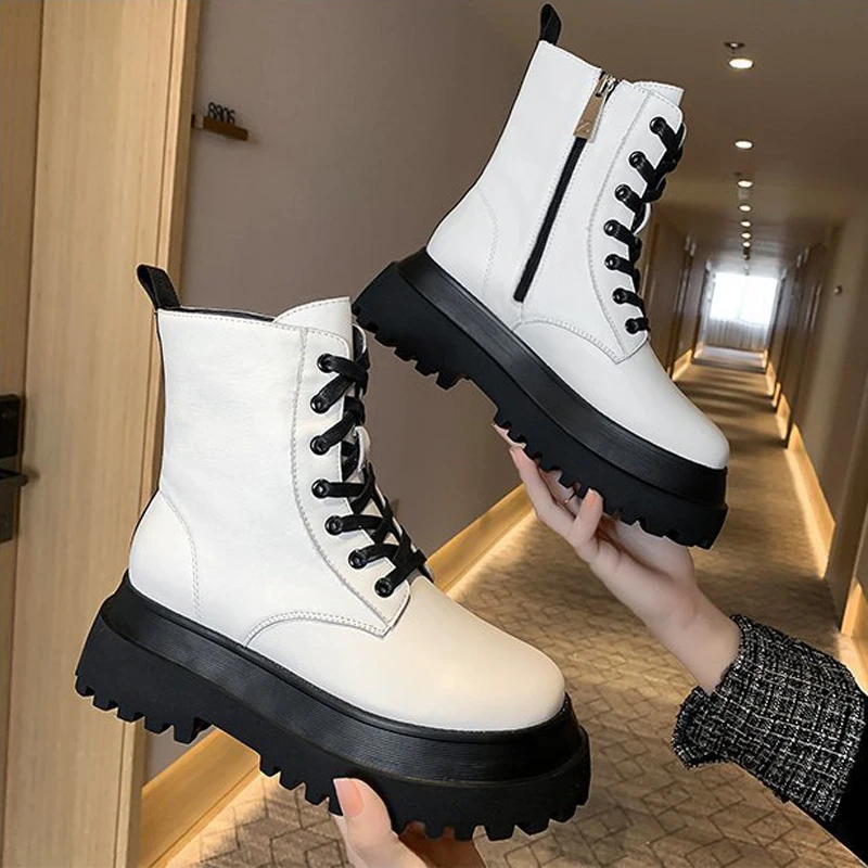

2021 White Color Soft PU Leather Ankle Boots Women Platform Motorcycle Booties Female Autumn Winter Shoes Woman Goth Short Boots