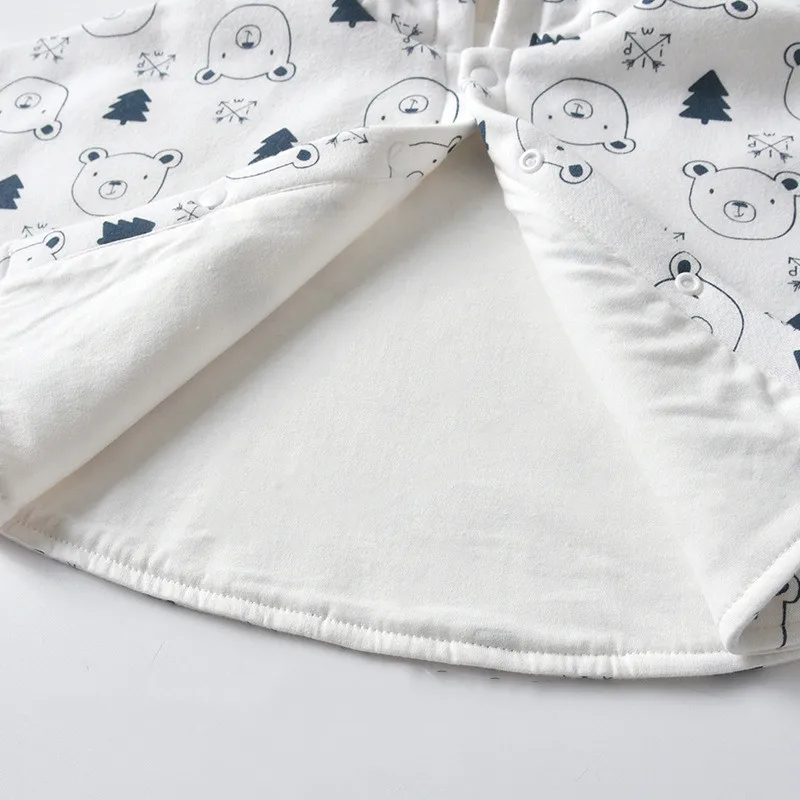 

2020 Children's coat Autumn winter baby cape baby out by girls shawl children Towel Cape Fall Warm Infant Baby Rompers Coral