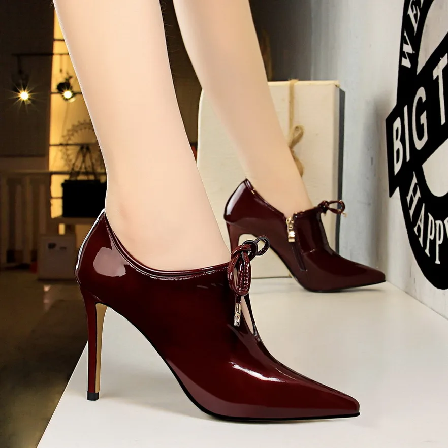 Женские ботильоны; зимние сапоги; zapatos de mujer; зимние сапоги; сапоги на высоком каблуке; пикантные лакированные туфли для ночного клуба с острым носком