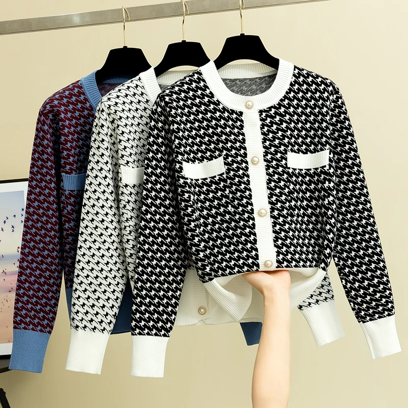 Элегантный однобортный клетчатый вязаный кардиган женский черный модный свитер