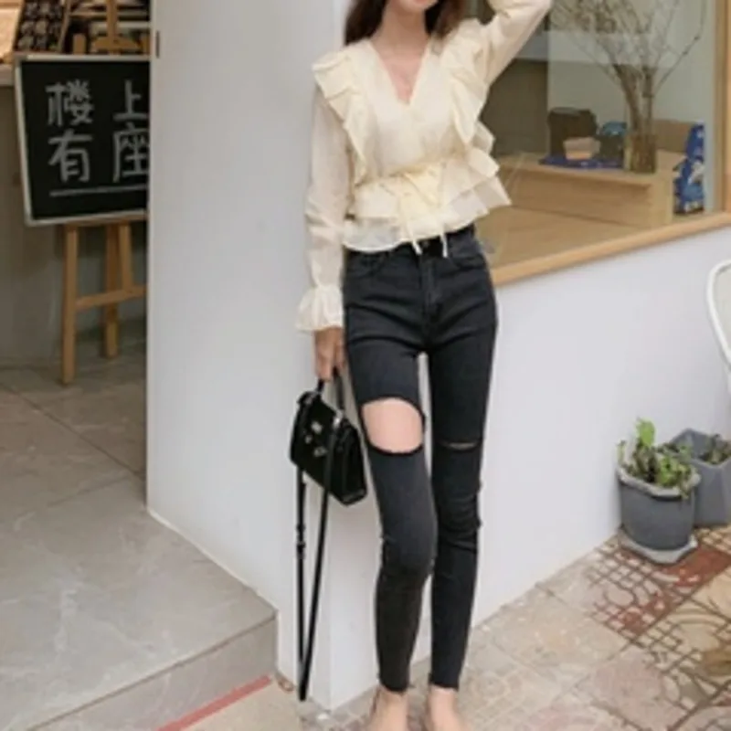

Cyanlee Shirt Women Vintage Chiffon Blouse 2020 Summer New Solid V-Neck Puff Sleeve Ruffles Three Quarter Slim Chic Korean Shirt