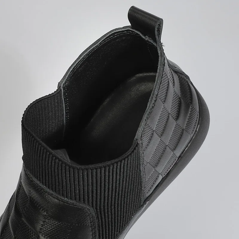 

2020 Luxury branded men's Male Male casual Winter FLat Sneakers for Women Men Winter Boots Shoes