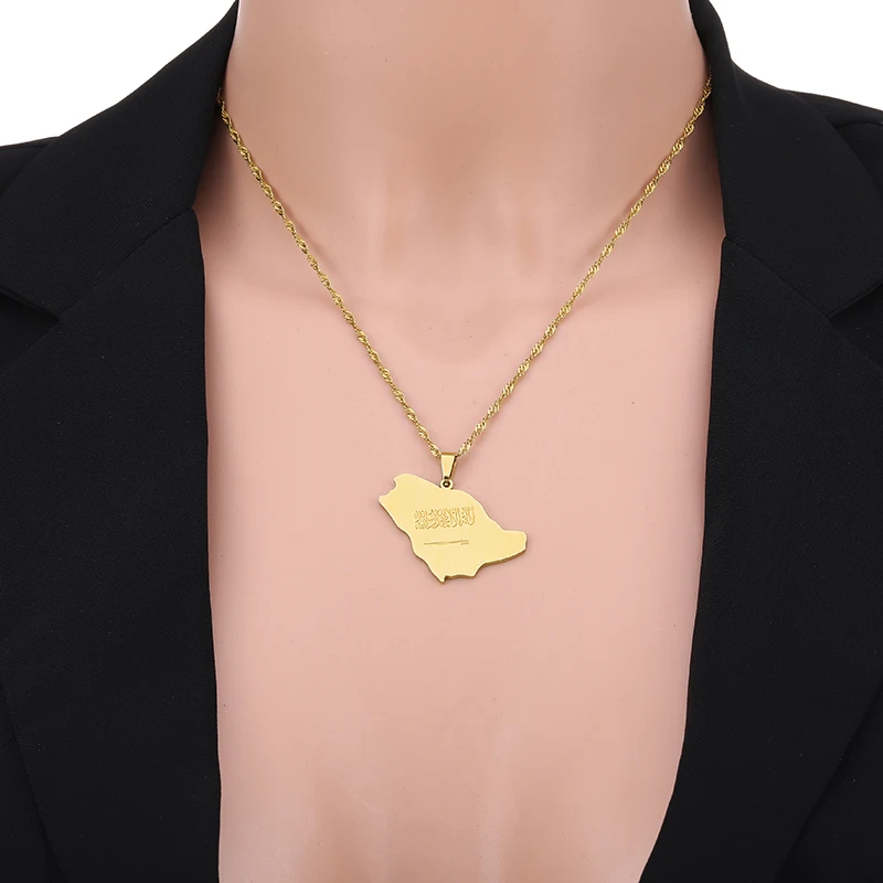 Подвеска из нержавеющей стали с картой Саудовской Аравии