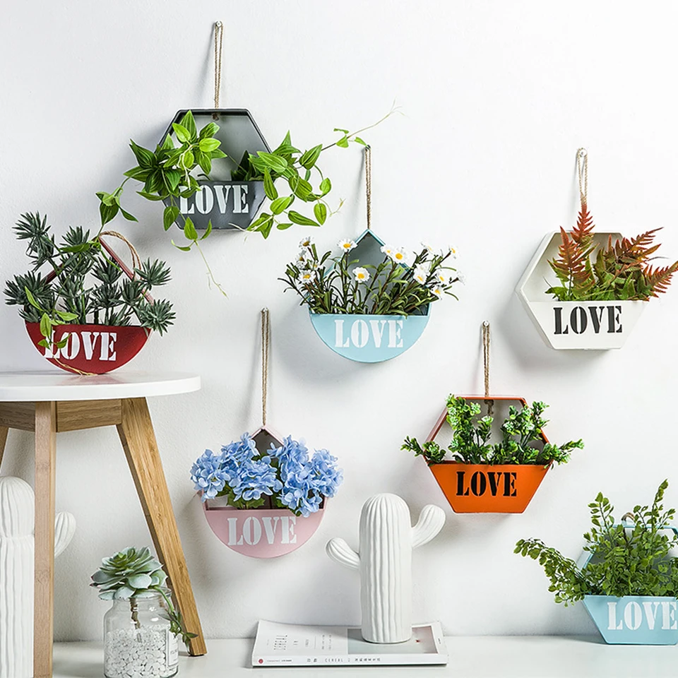 

Sign"Love"Wall Hanging Flower Pots Wall Hanging Plant for Home Office Bar Decoration SB-109