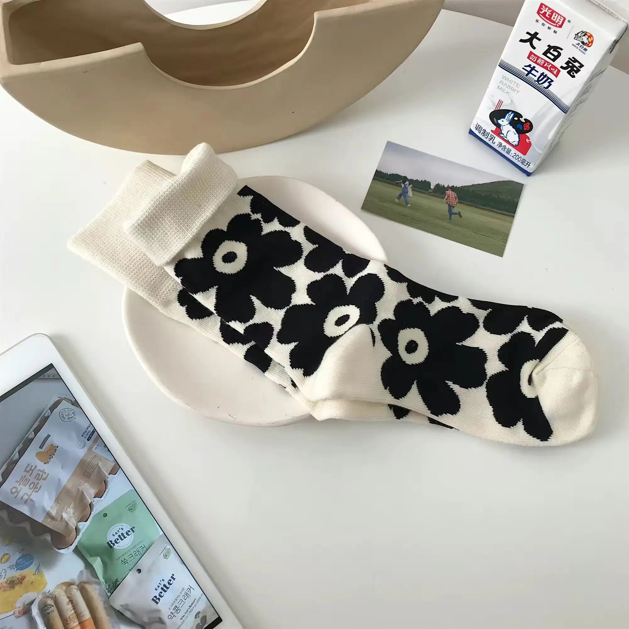 

3 Pairs Flower Print Socks for Women Kawaii Female Socks Cotton with Flower Funny and Pink Socks Women