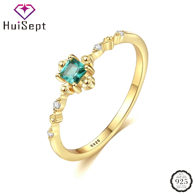 

HuiSept Ring S925 Silver Jewelry for Women Accessories with Emerald Zircon Gemstones Simple Finger Rings Wedding Party Gifts