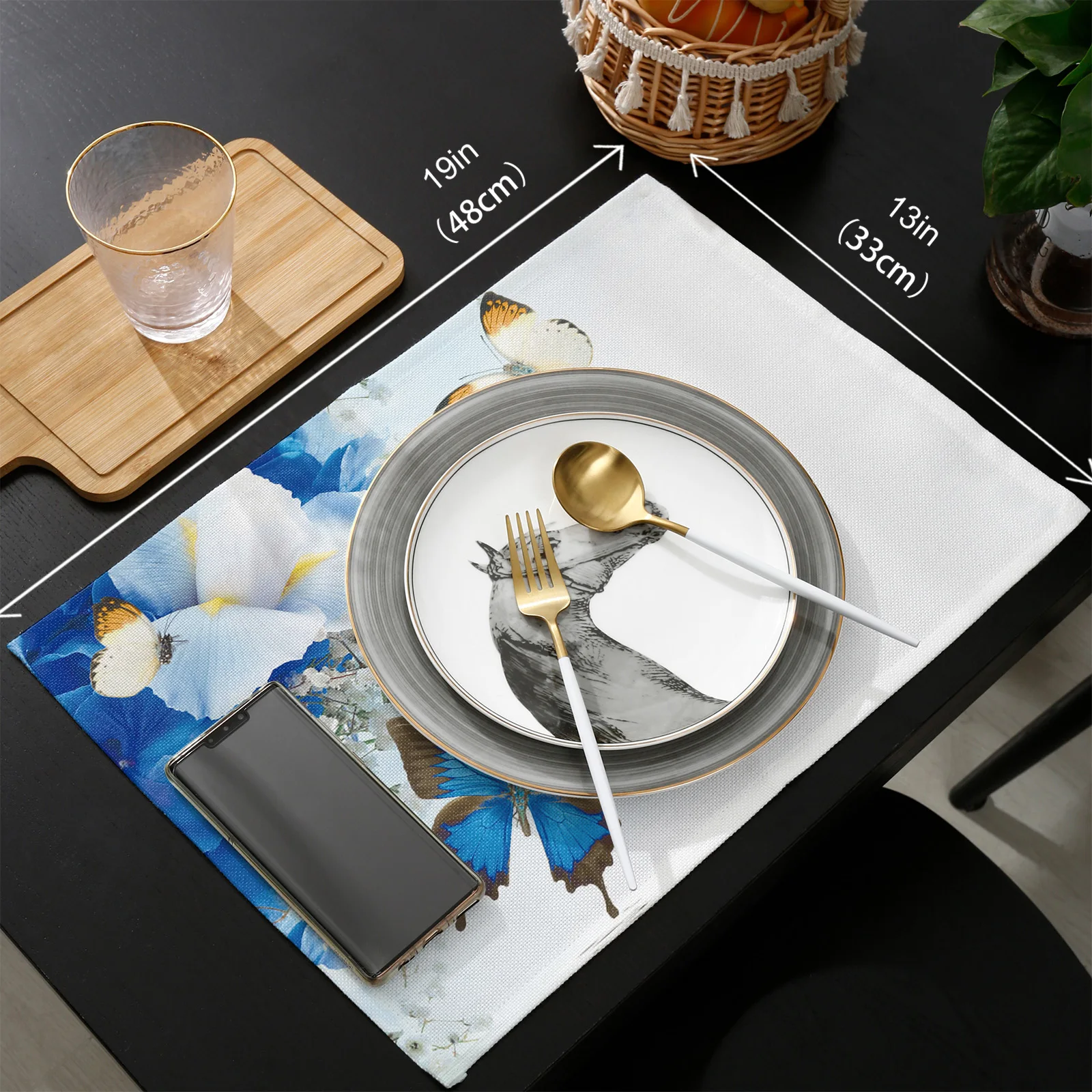 

Lily Flowers Butterfly Water Surface Table Runner Placemats Set Wedding Table Decoration Table Runner for Kitchen Dining
