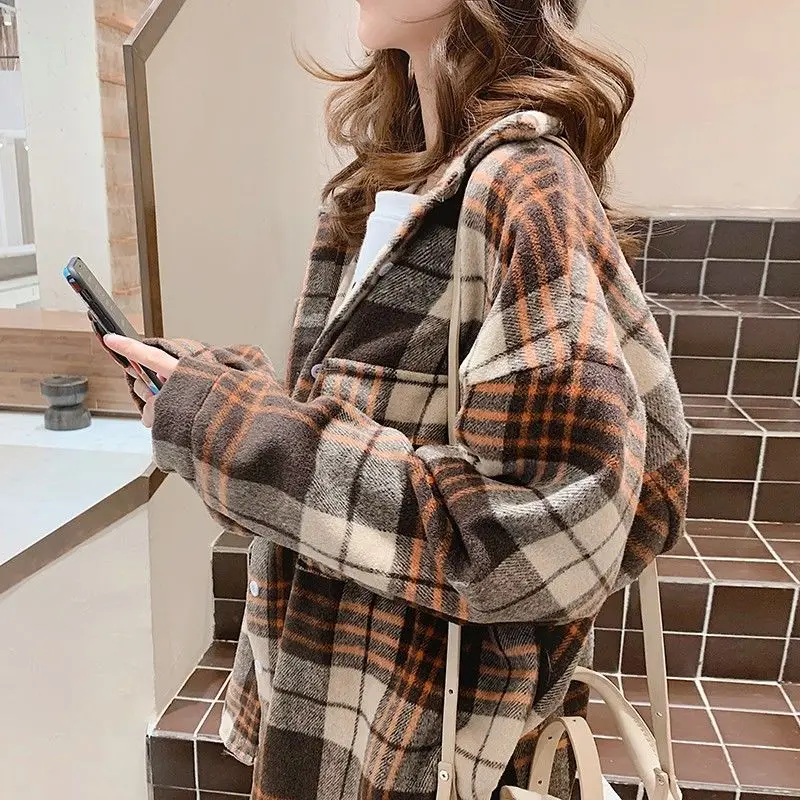 

2021 Autumn And Winter New Female Plaid Shirt Jacket Early Autumn And Winter Retro Hong Kong Style High-End Cardigan Jacket