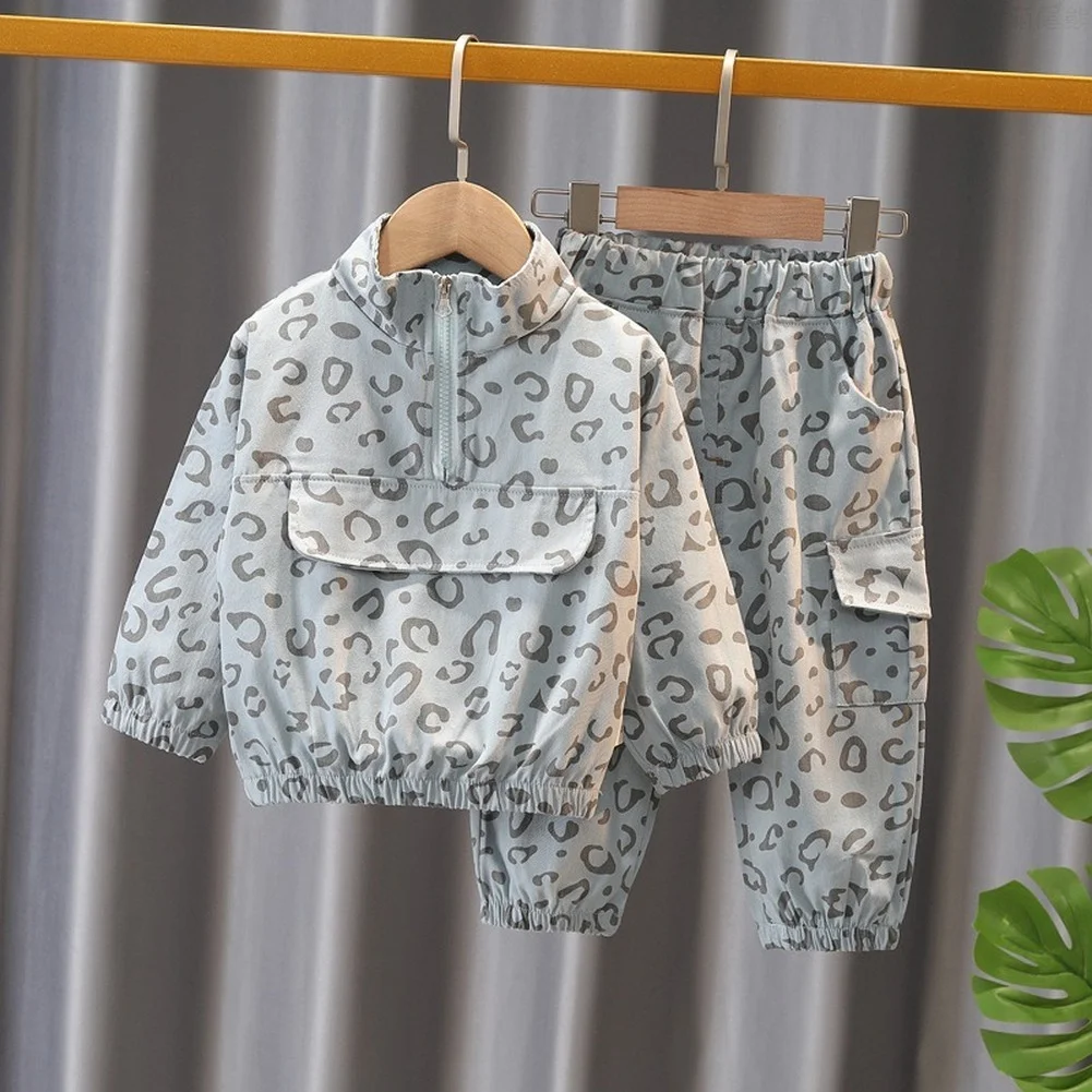 

Детский модный спортивный повседневный комплект из двух предметов для мальчиков и девочек, весна-осень 2021, одежда для мальчиков и девочек О...