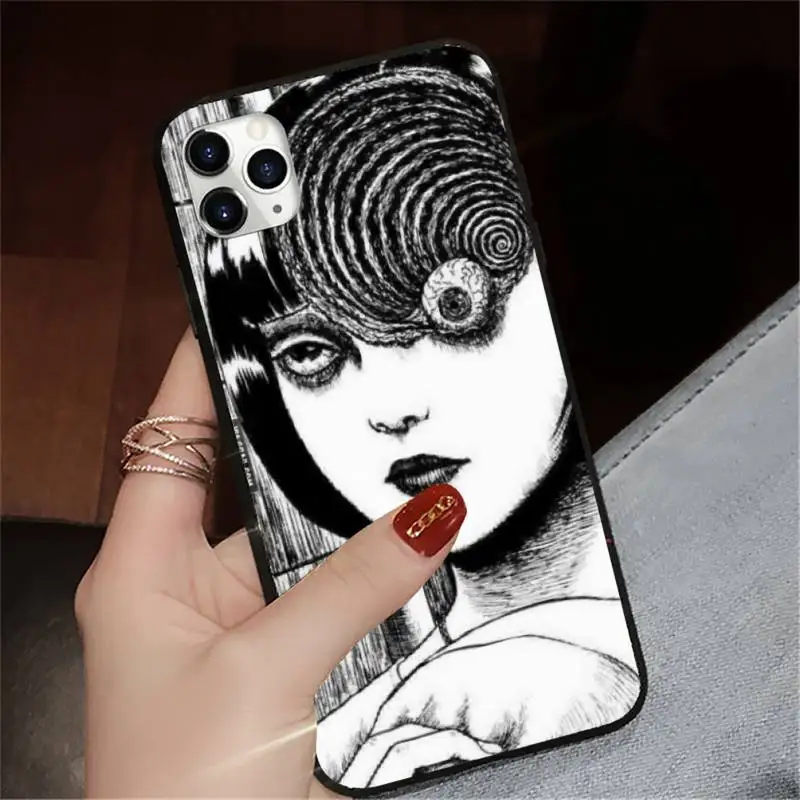 

Junji Ito Tees Horror Black white comics Phone Case for iPhone 11 12 pro XS MAX 8 7 6 6S Plus X 5S SE 2020 XR