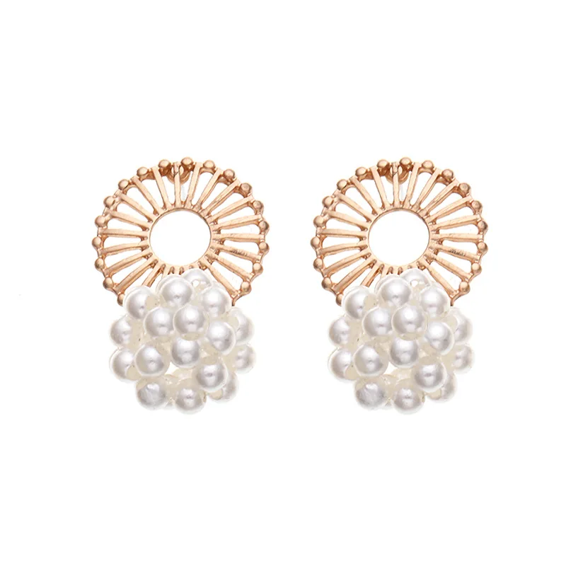 

2020 Cross-border European and American Fashion Jewelry Creative Geometric Earrings Temperament All-match Pearl Pendant Earrings