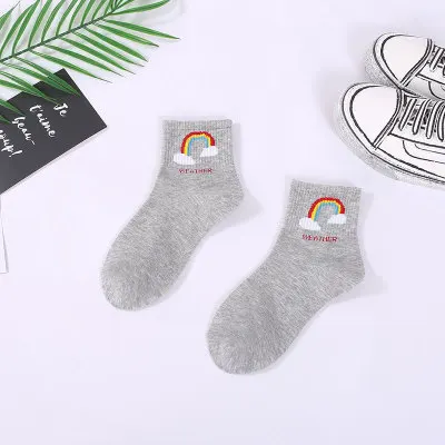 1 Женские модные носки kawaii с рисунком динозавра и фруктовым принтом, повседневные женские уличные забавные носки в стиле Харадзюку Crayon Shin-chan - Цвет: 1