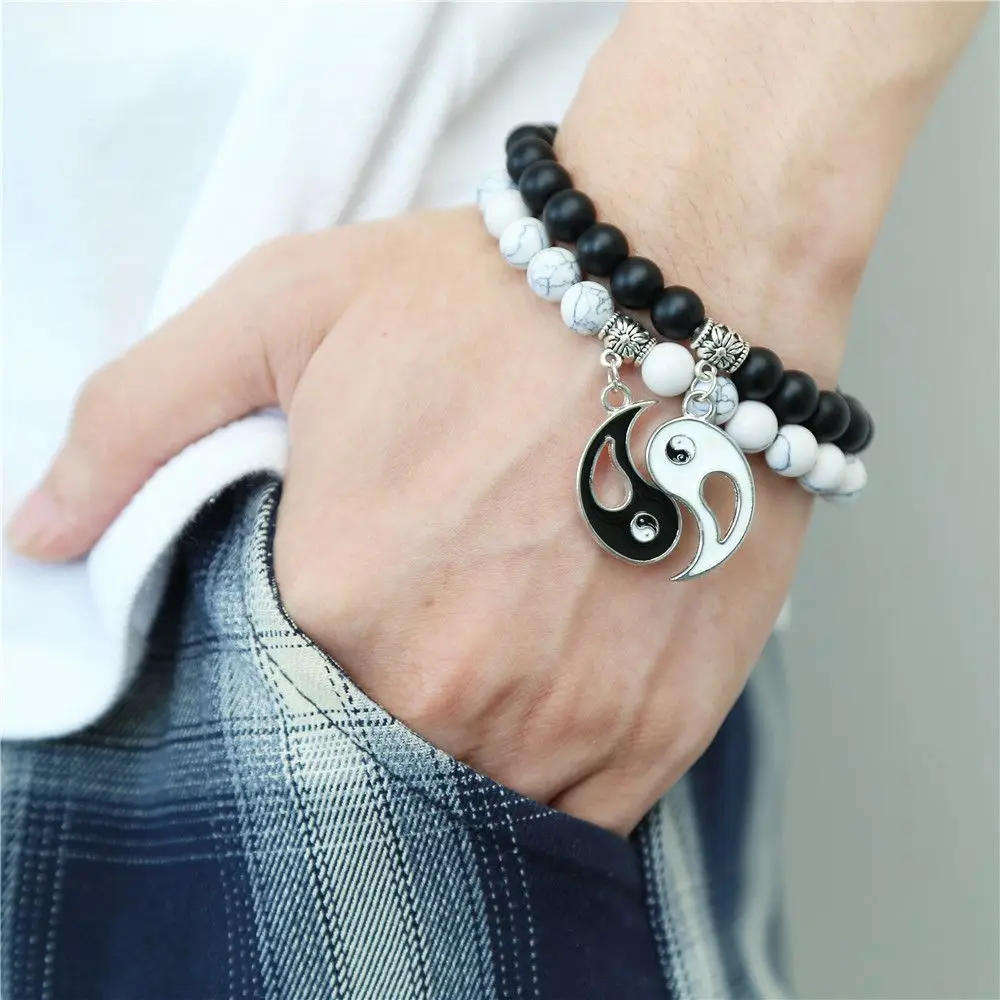 

2pcs / Set Yin Yang Gossip Tai Chi Couple Bracelet Simple Black And White Bracelet Men's Beaded Bracelet Fashion Jewelry
