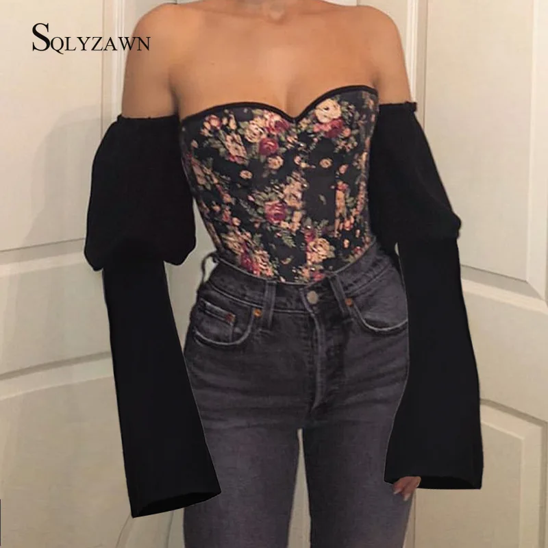 Женский винтажный корсет с открытыми плечами черный облегающий длинными