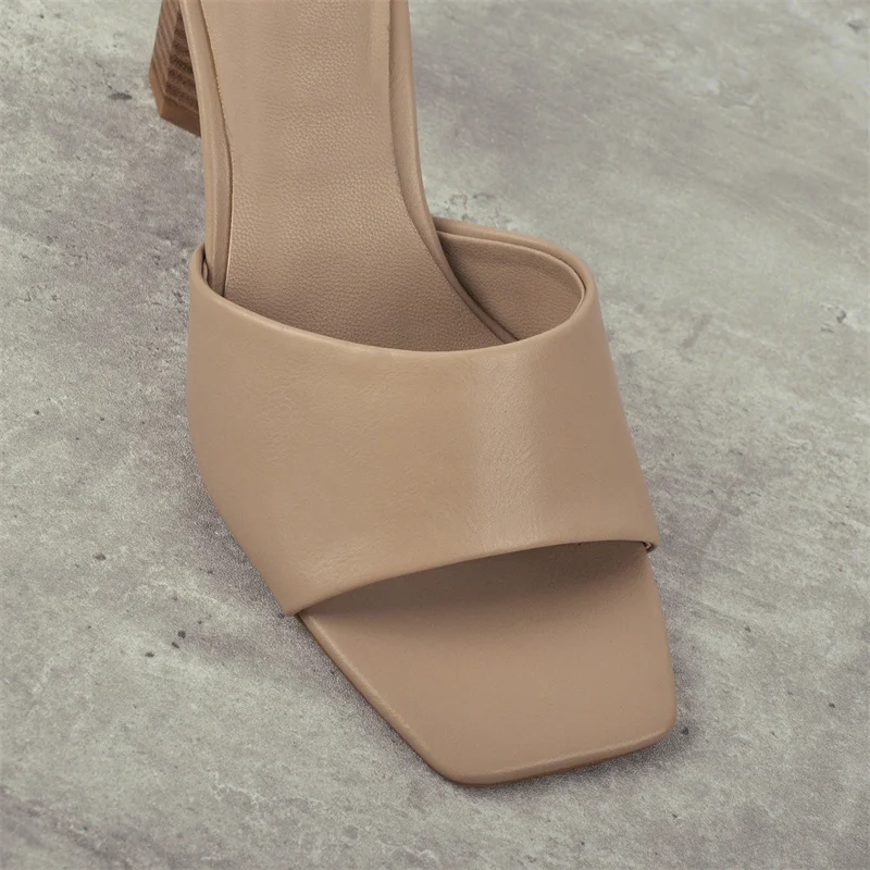 Женские босоножки Onlymaker из мягкой искусственной кожи матовые белые цвета хаки с