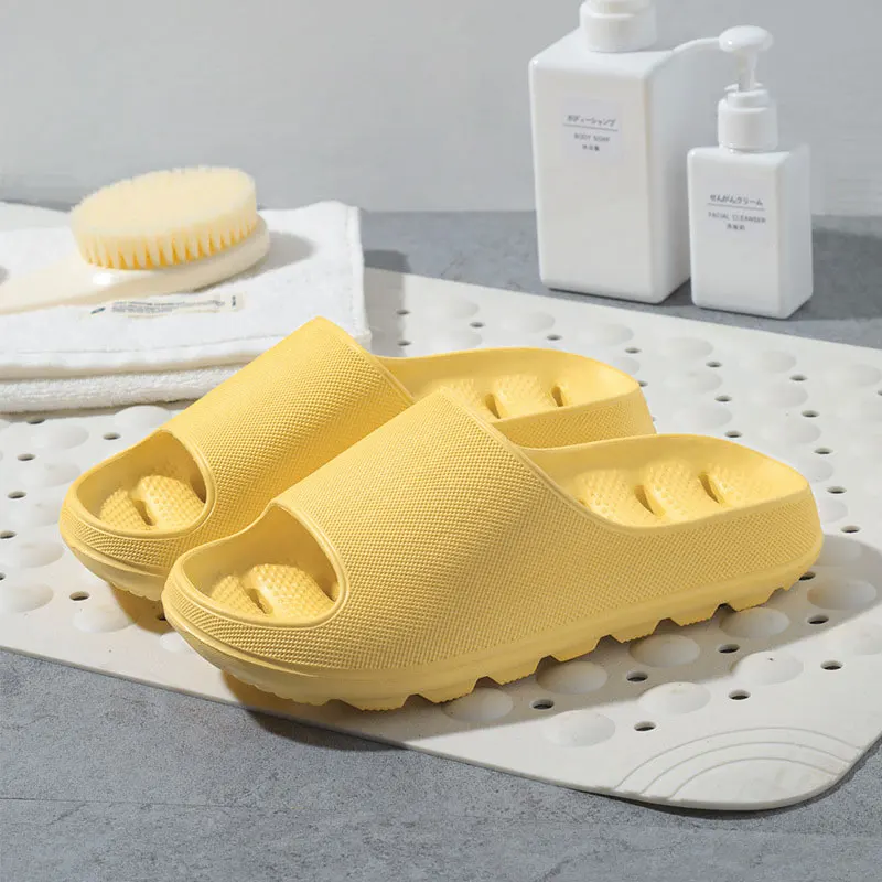 

Сандалии пляжные водонепроницаемые для мужчин и женщин, модные шлепанцы, мягкая подошва, толстая подошва, для душа, для ванной комнаты, слан...