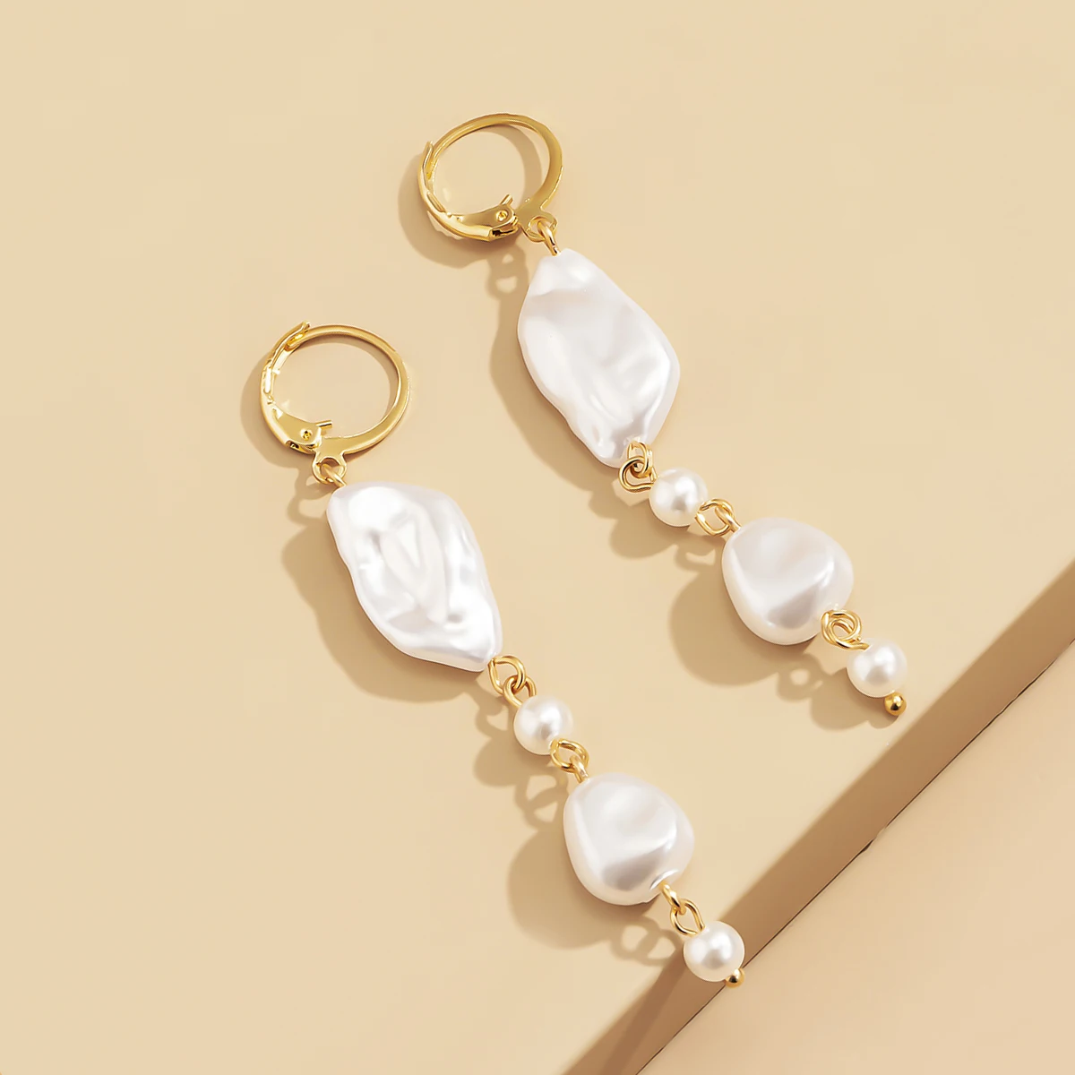 

PuRui Bohemian Irregular Imitation Pearl Drop Earrings For Women Classic Kpop Long Tassel Party Wedding Hanging Earrings Jewelry