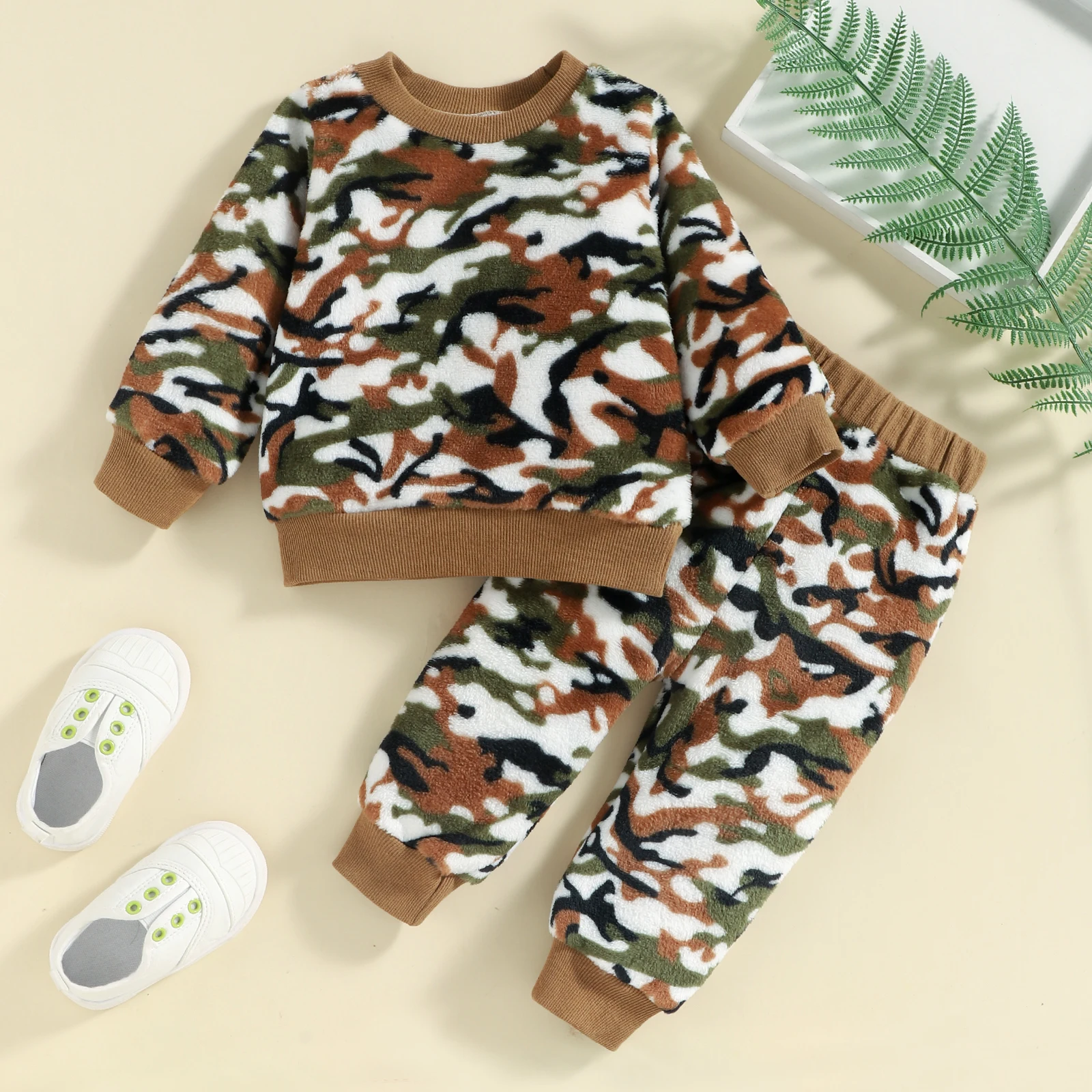 

Комплект камуфляжной одежды для мальчиков и девочек, пуловер с длинным рукавом и круглым вырезом и брюки для новорожденных, Осень-зима
