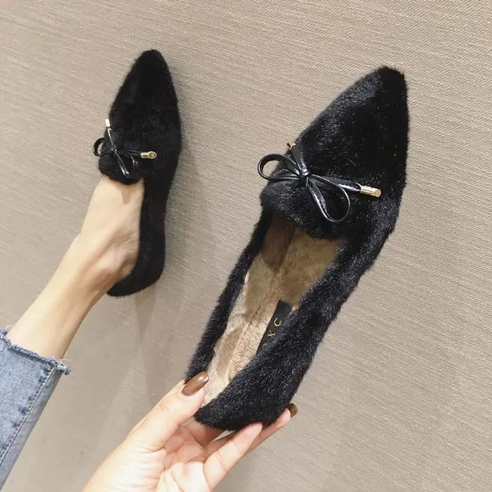 С Острым носком и бантиком на меху женские туфли плоской подошве Популярные