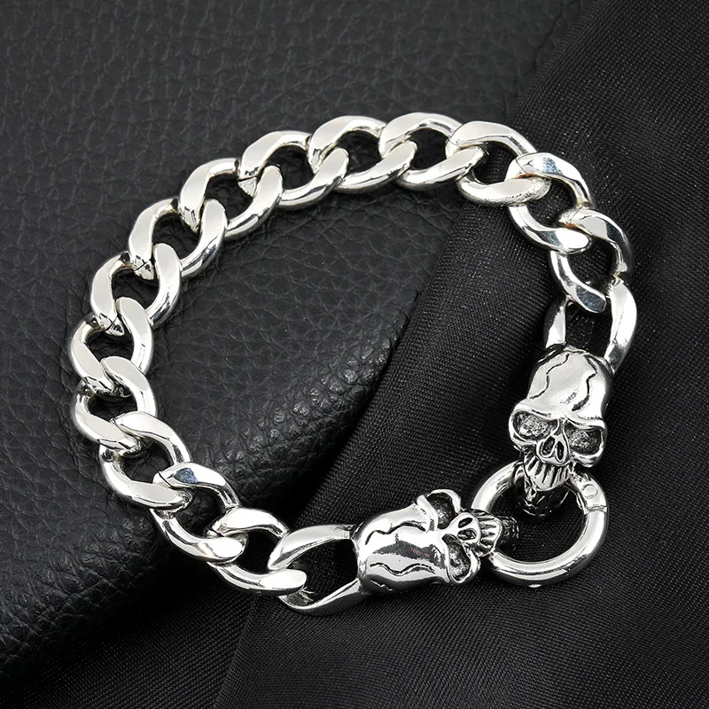 

Fashion Domineering Tough Guy Metal Skull Chain Bracelet for Rock Punk Gothic Style Street Nightclub Jewelry