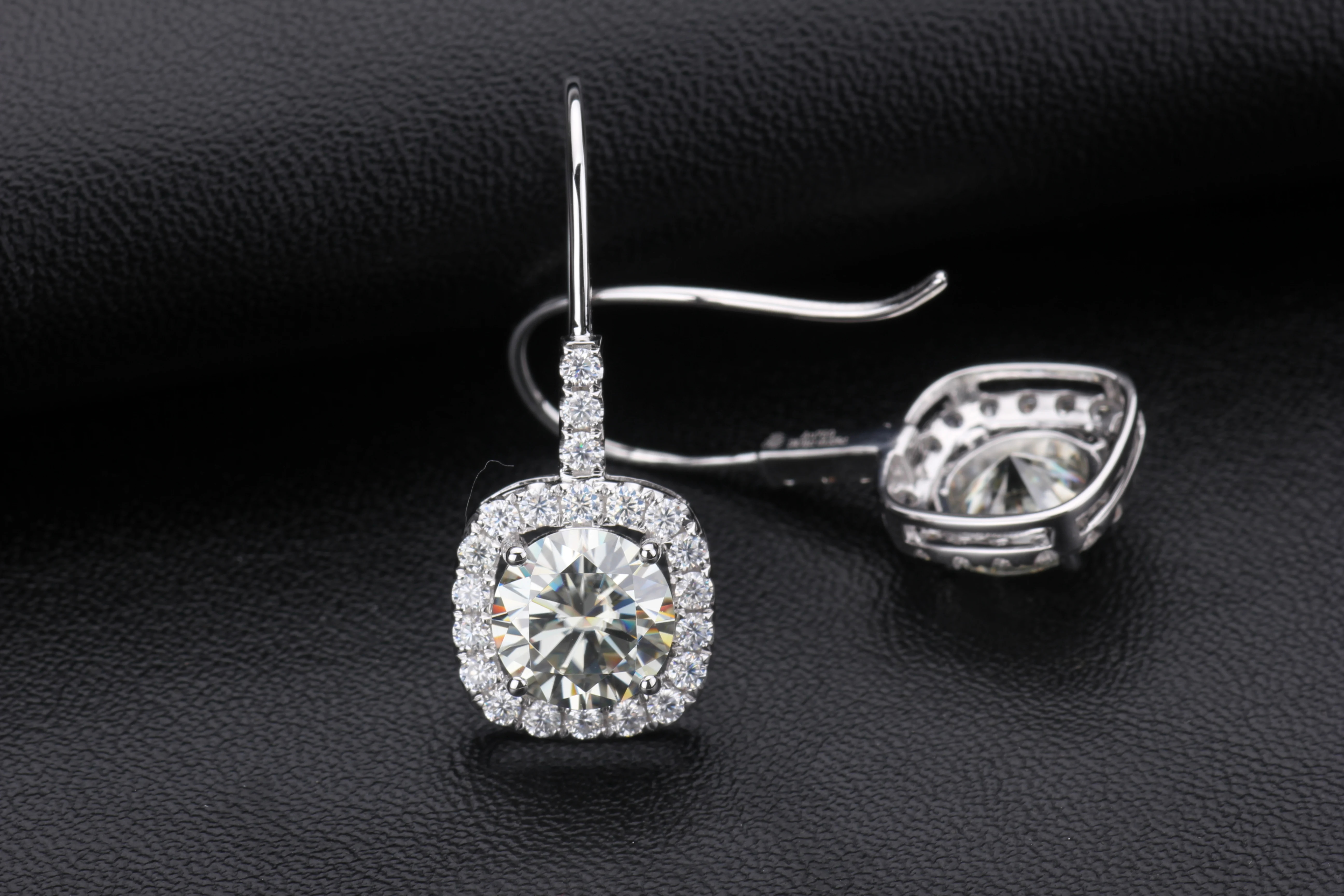 Starszuan Протестировано положительное Высокое качество 18k DEF Муассанит кольцо 2ct