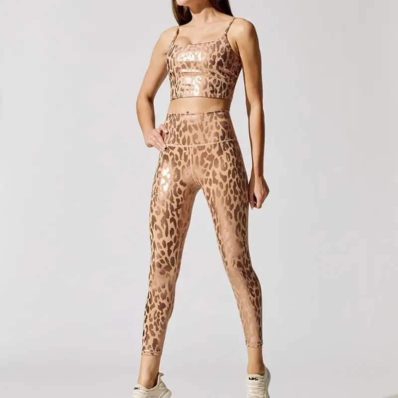 

CXEUY New Fashion Bronzing Fitness Suit 2021 Woman Sport Outfit Gym Overalls Super Elastic Push Up Workout Clothes Women Brown S