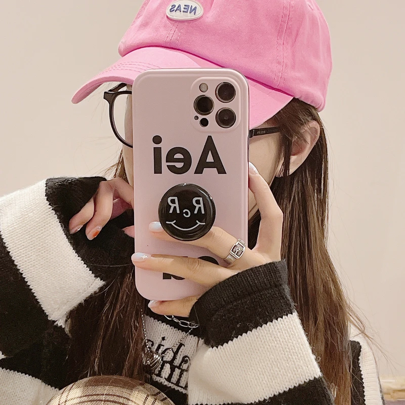 

Korea Funny Cute Cartoon Smile Bracket Phone Case For iPhone 11 12 13 Pro Xs Max X Xr 7 8 Plus Cases New Year Gift Cover