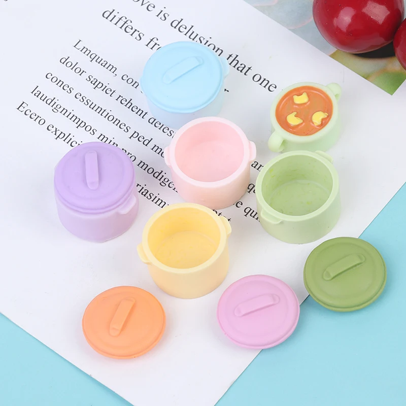 

1Pcs 1/12 Dollhouse Miniature Mini Soup Pot with Food Simulation Kitchenware Model Toys for Doll House Decor Accessories