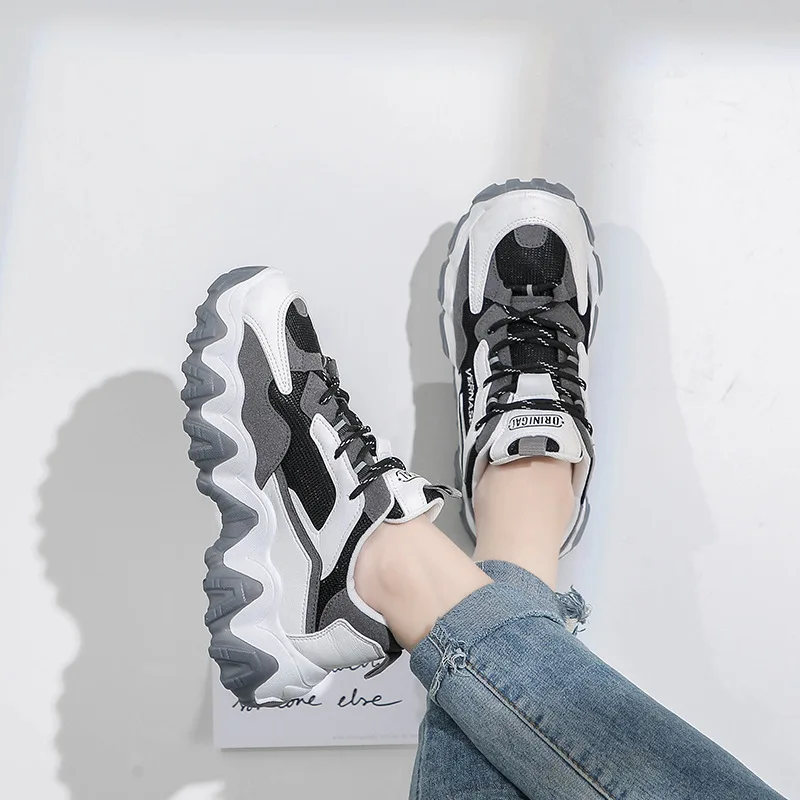 

2020 Spring New Ladies Explosion Dad Sneakers Women Running Leisure Shoes Thick Wild Waves Student Shoes