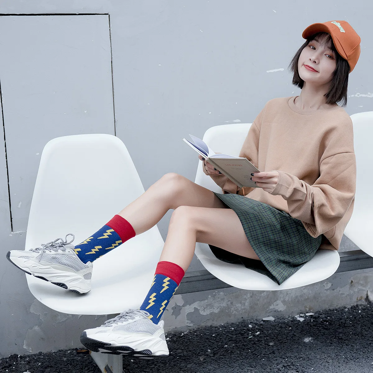 Harajuku Japanese Cartoon Women Ankle Socks Zebra Bat Dog Lightning Face Pattern Comic Cute Funny for Girl Designer Yellow Red