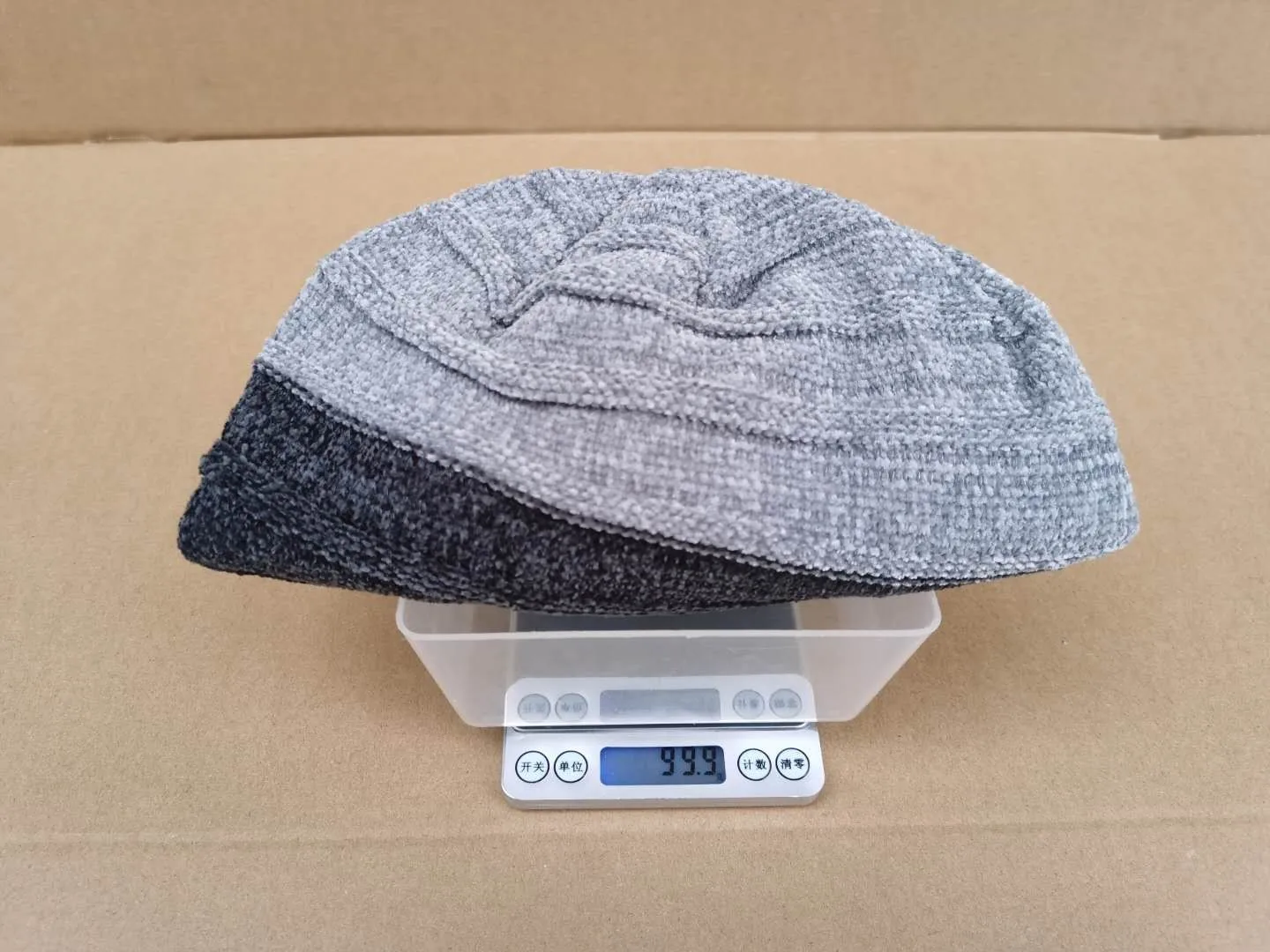 

Autumn And Winter Plush knitted Woolen Hat For Men Women Outdoor Adult Neutral Warm Color Matching Hats bonnet femme hiver 1130