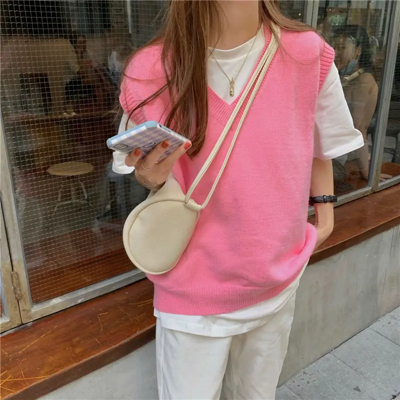 Женский трикотажный жилет цвет в ассортименте