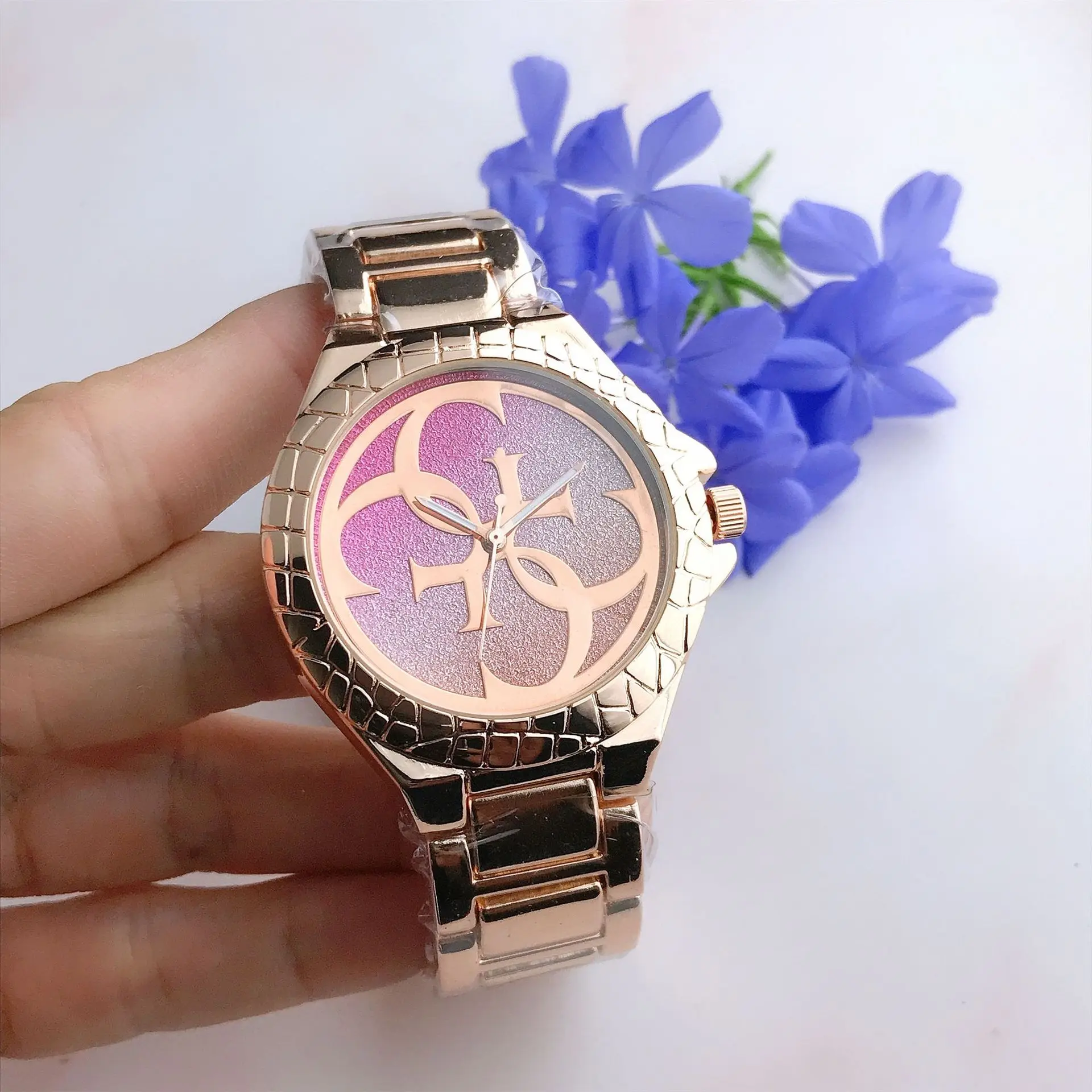 

GGESS 2021 new series of large dial steel belt gradient fashion men's steel belt atmosphere business quartz watch, creative