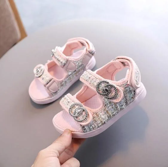 Girls Sandals 2021 Summer New Fashion Little Fragrant Wind Princess Shoes Soft Sole Medium Big Kids Open Toe Beach Shoes