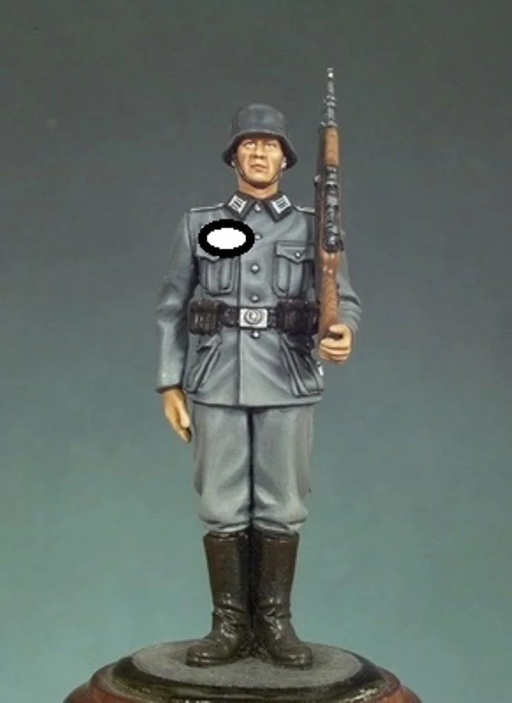 

1:35 Ratio Die-cast Resin Unpainted A German Soldier In World War II 35180