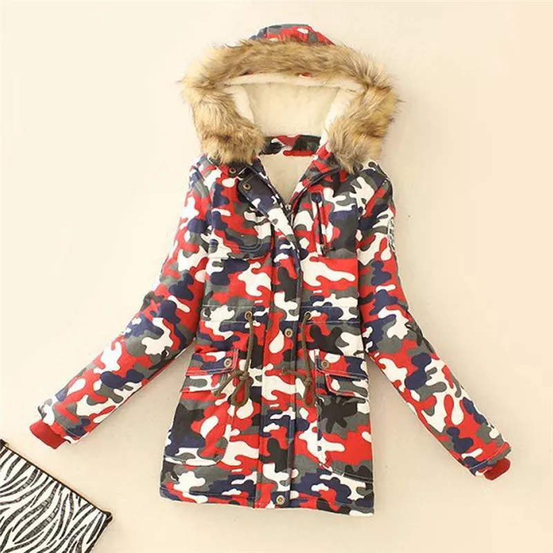 Новая верхняя одежда женские зимние теплые флисовые камуфляжные куртки размера
