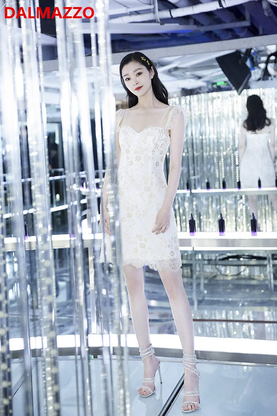 Высококачественное кружевное платье с вышивкой для женщин v-образный вырез на