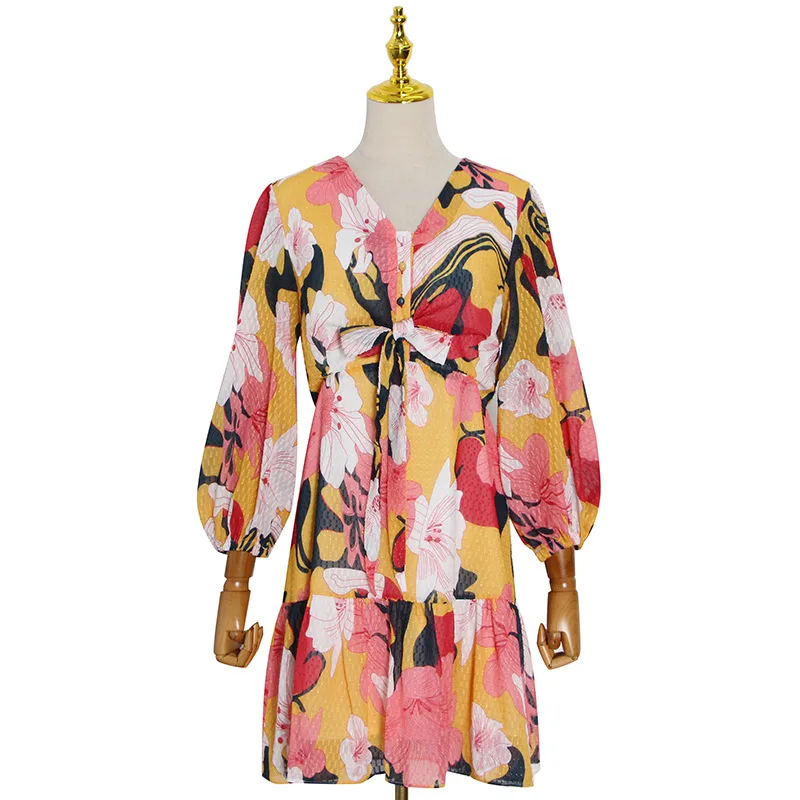 

New fashion sexy v-neck printed lantern sleeve design lace hem flounce dress