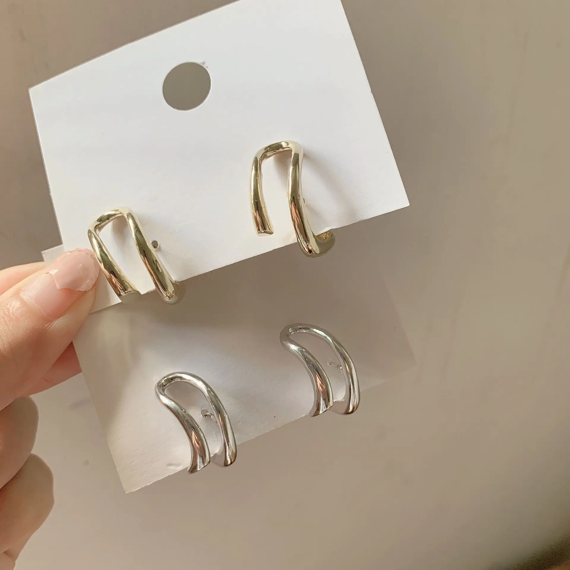 Новые золотые серебряные цветные металлические геометрические серьги гвоздики