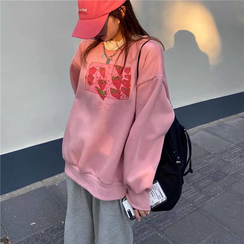 Розовые толстовки с капюшоном клубничным принтом в Корейском стиле шикарные