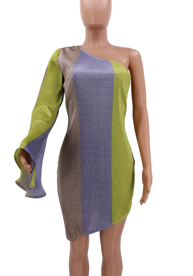 Женское блестящее платье с одним открытым плечом длинным рукавом | Женская